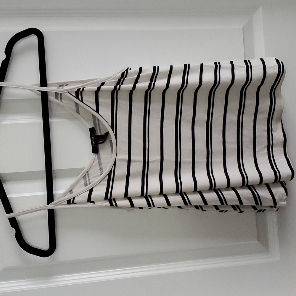 Forever 21 loose tank